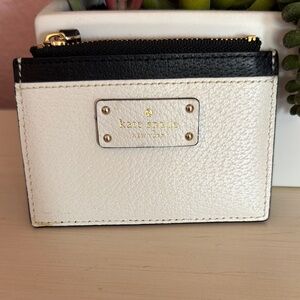 Kate Spade White and Black Card Holder